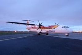 Avión de la aerolínea Air Nostrum (AIR NOSTRUM) 