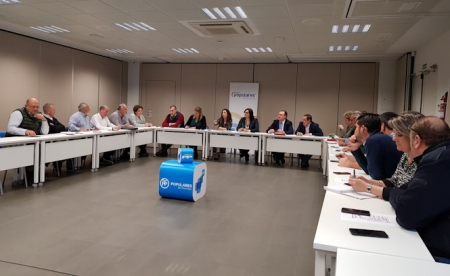 Reunión de miembros del PP con organizaciones agrícolas (PP) 