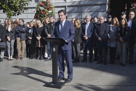 Concentración de repulsa en la Plaza del Camen (JAVIER ALGARRA)