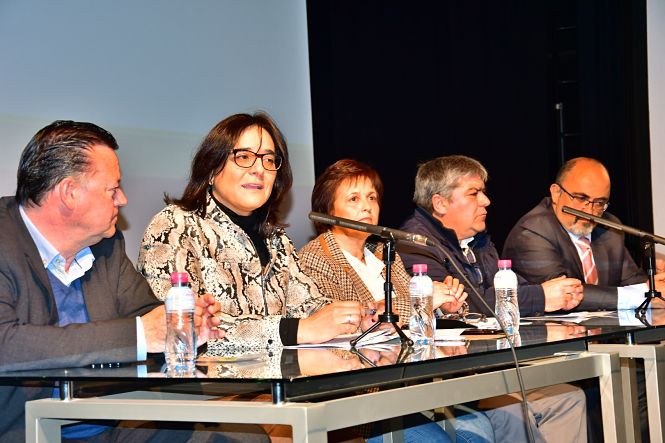 Mesa inaugural de las jornadas de divulgación sobre Biomasa (JUNTA)