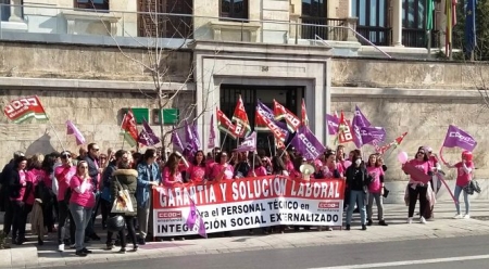 Concentración de los PTIS e intérpretes de lengua de signos (CCOO)