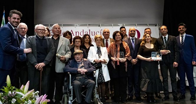 Galardonados en los Premios `28 de Febrero` (AYTO. OTURA) 