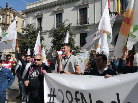 Concentración en la Plaza del Carmen (JÓVENES REGIONALISTAS) 