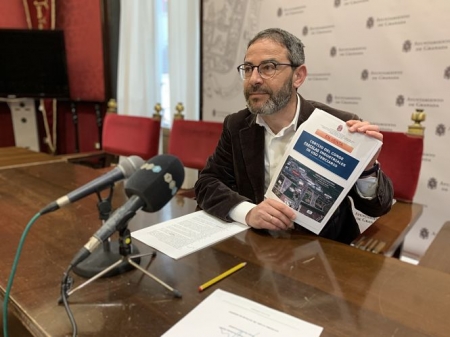 Miguel Ángel Fernández Madrid en rueda de prensa (PSOE) Miguel Ángel Fernández Madrid en rueda de prensa (PSOE)