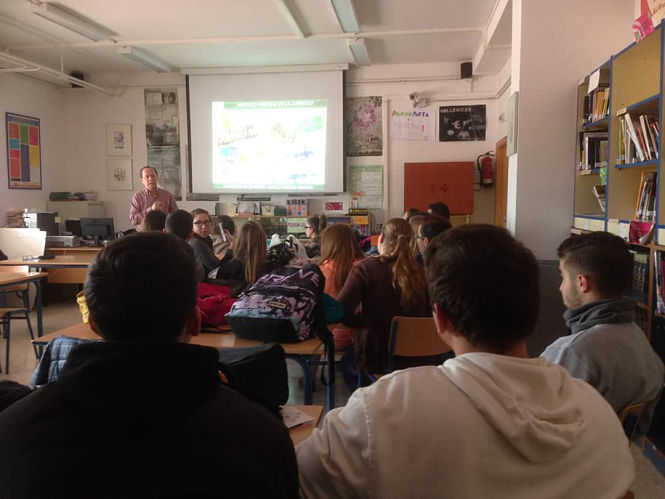 Charla en el IES Arabuleila (AYTO. CÚLLAR VEGA)