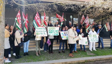 Concentración en la sede de Tempo (CCOO) 