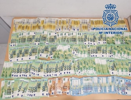 Dinero incautado en una operación antidroga de la Policía Nacional (POLICÍA NACIONAL) Dinero incautado en una operación antidroga de la Policía Nacional (POLICÍA NACIONAL)