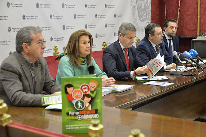 Rueda de prensa sobre seguridad vial (JAVIER ALGARRA)