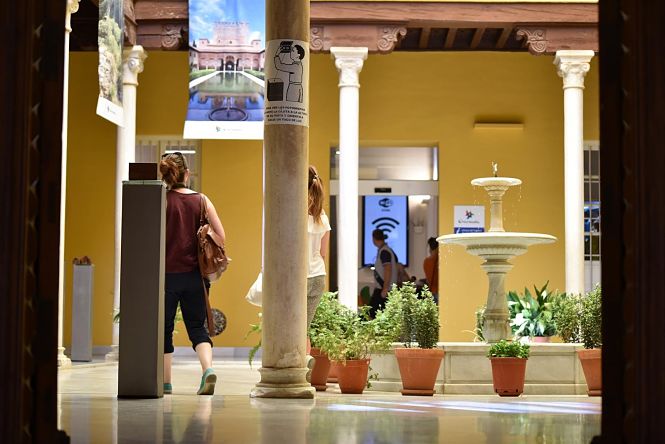 Palacio de Niñas Nobles, sede del Patronato Provincial de Granada (DIPUTACIÓN)