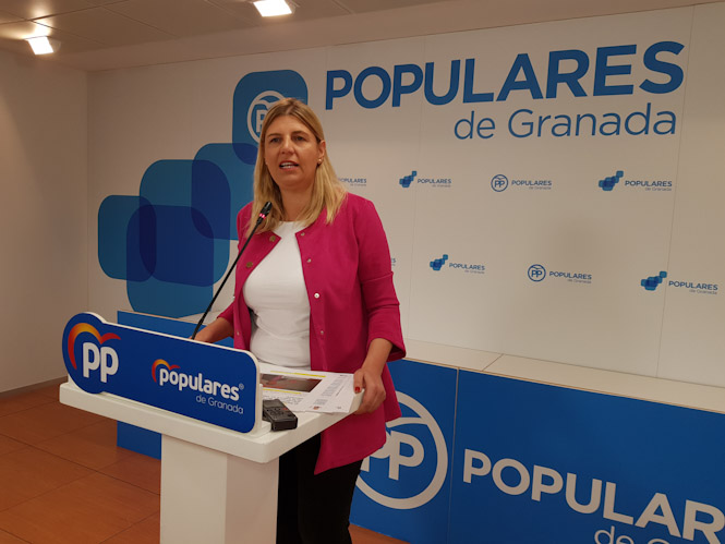 Inmaculada Hernández, portavoz del PP en la Diputación de Granada (PP) 