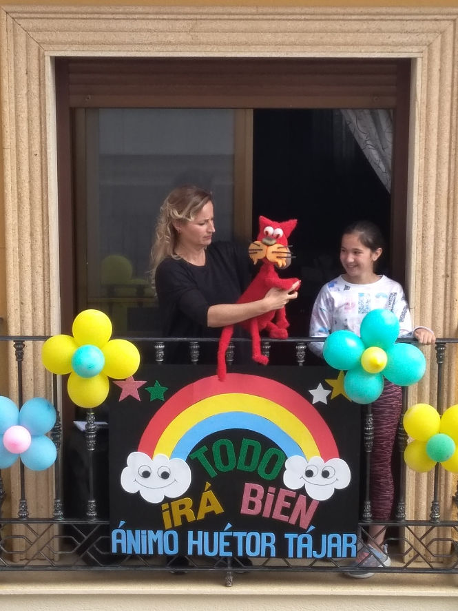 Una de las representaciones teatrales (AYTO. HUÉTOR TÁJAR) 