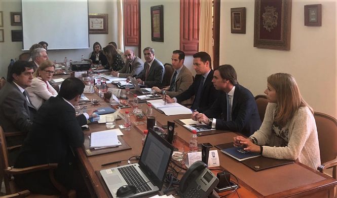 Reunión de la Junta de Gobierno del Colegio de Abogados (ICAGR) 