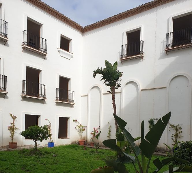 Imagen del interior del gran hotel de lujo de Almuñécar, cuya obra está paralizada (EUROPA PRESS) 