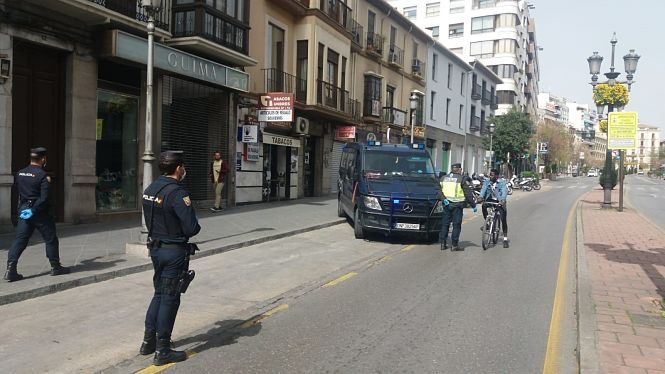 Control de Policía Nacional en estado de alarma (POLICÍA NACIONAL) 