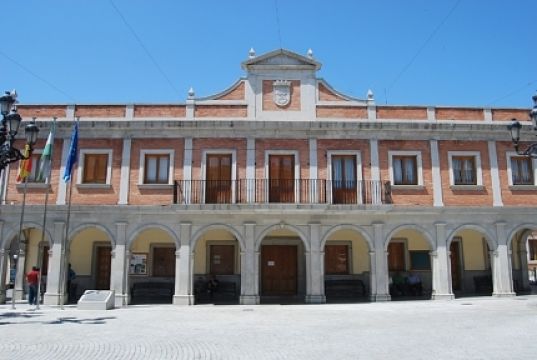 Fachada del Ayuntamiento de Albolote (AYTO. ALBOLOTE) 