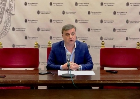 Francisco Fuentes, concejal de Recursos Humanos, Organización y Servicios Generales, y Servicios Jurídicos y Régimen Interior (AYTO. GRANADA) Francisco Fuentes, concejal de Recursos Humanos, Organización y Servicios Generales, y Servicios Jurídicos y Régimen Interior (AYTO. GRANADA)