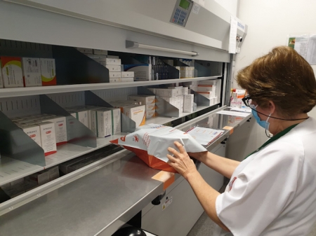 Servicio de Farmacia del Hospital Universitario Clínico San Cecilio de Granada (HOSPITAL SAN CECILIO) Servicio de Farmacia del Hospital Universitario Clínico San Cecilio de Granada (HOSPITAL SAN CECILIO)