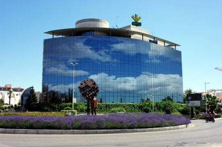 Edificio de Caja Rural en Granada (EUROPA PRESS/CAJA RURAL) 