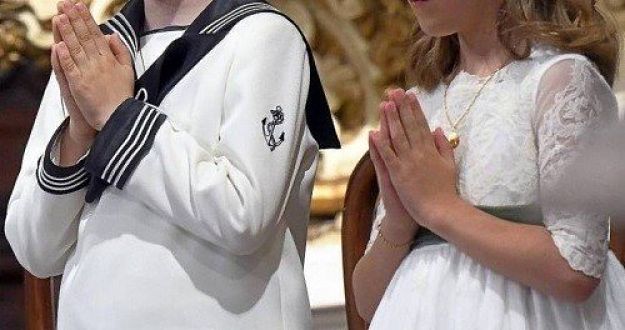 Primera comunión (OBISPADO DE GUADIX) 