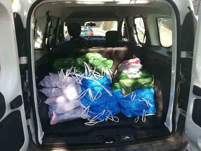 Bolsas con el material escolar (AYTO. MONACHIL) 