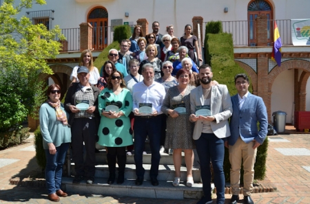 Galardonados del año pasado (IU HUÉTOR VEGA) 