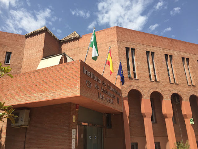 Fachada del Instituto de Astrofísica de Andalucía (CSIC ANDALUCÍA) 