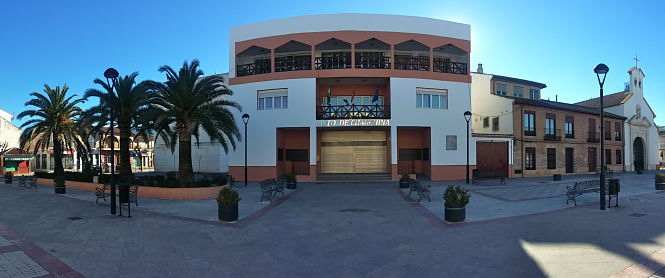 Fachada del Ayuntamiento de Chauchina (IU) 