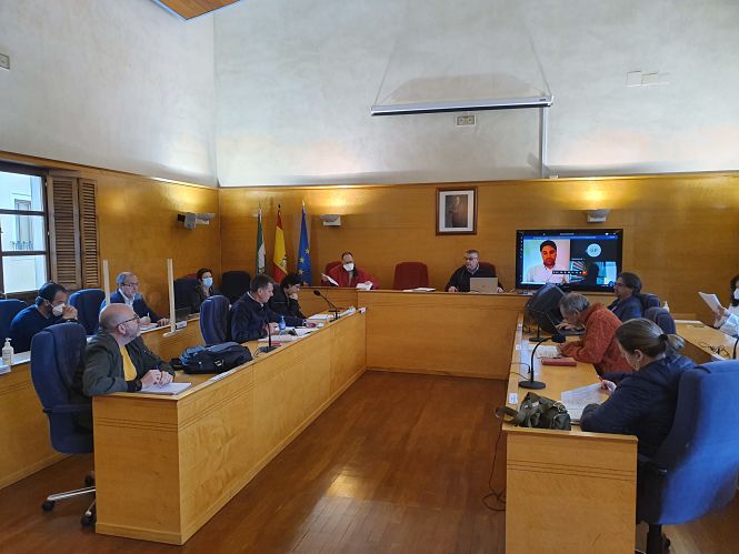 Pleno extraordinario del Ayuntamiento de Guadix (AYTO. GUADIX) 