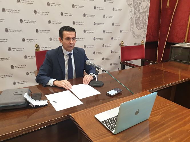 Imagen de la rueda de prensa de Francisco Cuenca (PSOE) 