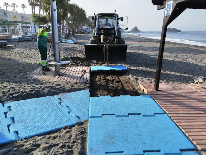 Preparación de las Playas de Almuñécar (AYTO. ALMUÑECAR) 