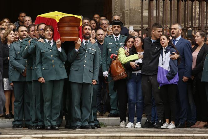 misa funeral por el guardia civil fallecido tras ser disparado en Huétor Vega en acto de servicio, cuyo juicio ha empezado este lunes (ÁLEX CÁMARA - EUROPA PRESS) 