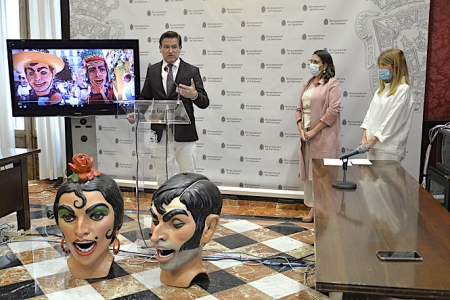 Luis Salvador ha presentado las actividades para el Corpus (JAVIER ALGARRA  / AYUNTAMEINTO)