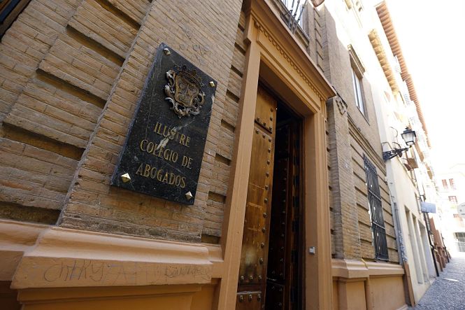 Colegio de Abogados de Granada (PEPE VILLOSLADA-COLEGIO DE ABOGADOS) 