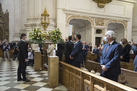 Procesión del Corpus en el interior de la Catedral (JAVIER ALGARRA /AYUNTAMIENTO) 