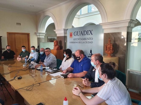 Rueda de prensa de balance del primer año de gobierno en Guadix (AYTO. GUADIX) 