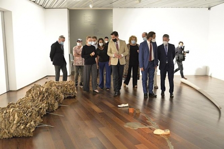 Las instituciones visitan el Centro Lorca con motivo de su reapertura tras la crisis del coronavirus (AYUNTAMIENTO DE GRANADA) 