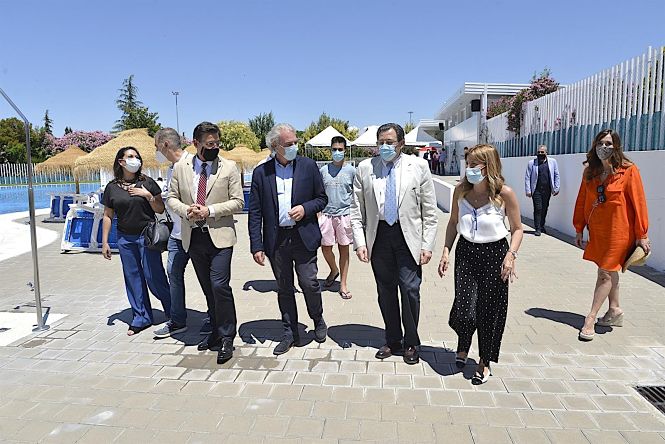 Visita a la piscina municipal de Almanjáyar (AYUNTAMIENTO DE GRANADA) 