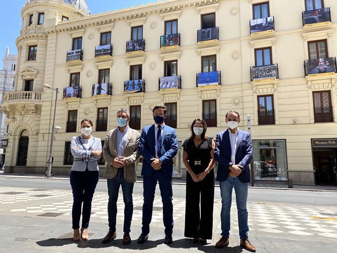 Exposición en el Hotel Victoria de imágenes del confinamiento (AYUNTAMIENTO) 