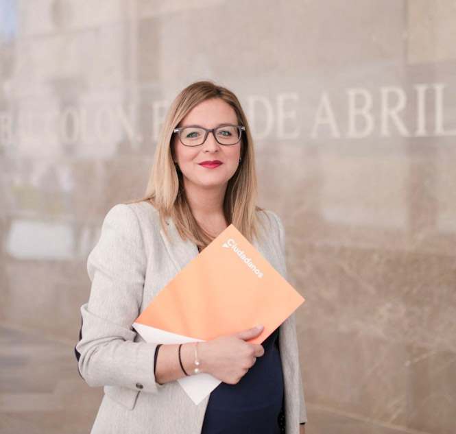 María Isabel Leyva, portavoz de CS en el Ayuntamiento de Santa Fe (CIUDADANOS) 