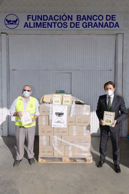 Bankia Entrega 1.100 Libros Al Banco De Alimentos De Granada Para Familias Con Hijos En Edad Escolar (BANKIA) 