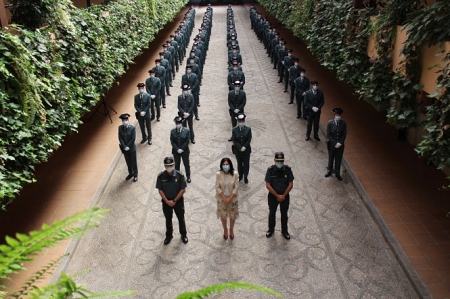 La subdelegada del Gobierno ha recibido a los nuevos agentes de la Guardia Civil (GUARDIA CIVIL) 