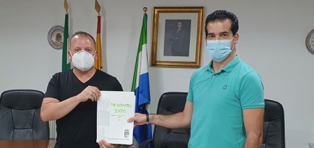 El alcalde y el concejal de Hacienda de Cúllar Vega presentan los presupuestos municipales de 2020 (AYTO. CULLAR VEGA)