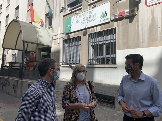 Visita al Centro de Salud de Gran Capitán (PSOE)