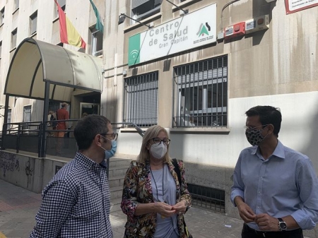 Visita al Centro de Salud de Gran Capitán (PSOE) Visita al Centro de Salud de Gran Capitán (PSOE)
