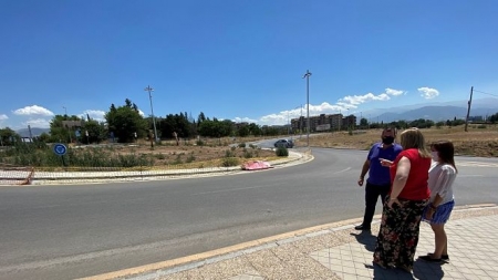 Los concejales de Vox en Granada, en el barrio de la Chana (VOX GRANADA) 