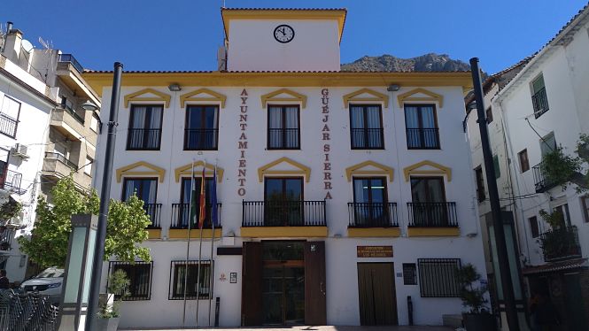 Fachada del Ayuntamiento de Güejar Sierra (AYTO. GÜEJAR SIERRA)
