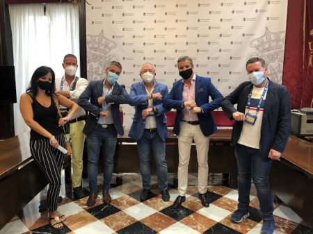Imagen del acuerdo entre el Ayuntamiento y guías de turistas (AYUNTAMIENTO)