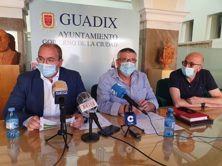 El Alcalde de Guadix, Jesús Lorente en rueda de prensa (AYTO. GUADIX) El Alcalde de Guadix, Jesús Lorente en rueda de prensa (AYTO. GUADIX)