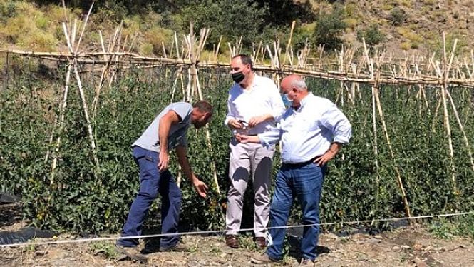 Miembros de VOx durante la visita a La Alpujarra (VOX)