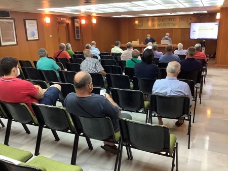 Asamblea de regantes en Almuñécar (AYTO. ALMUÑÉCAR)
